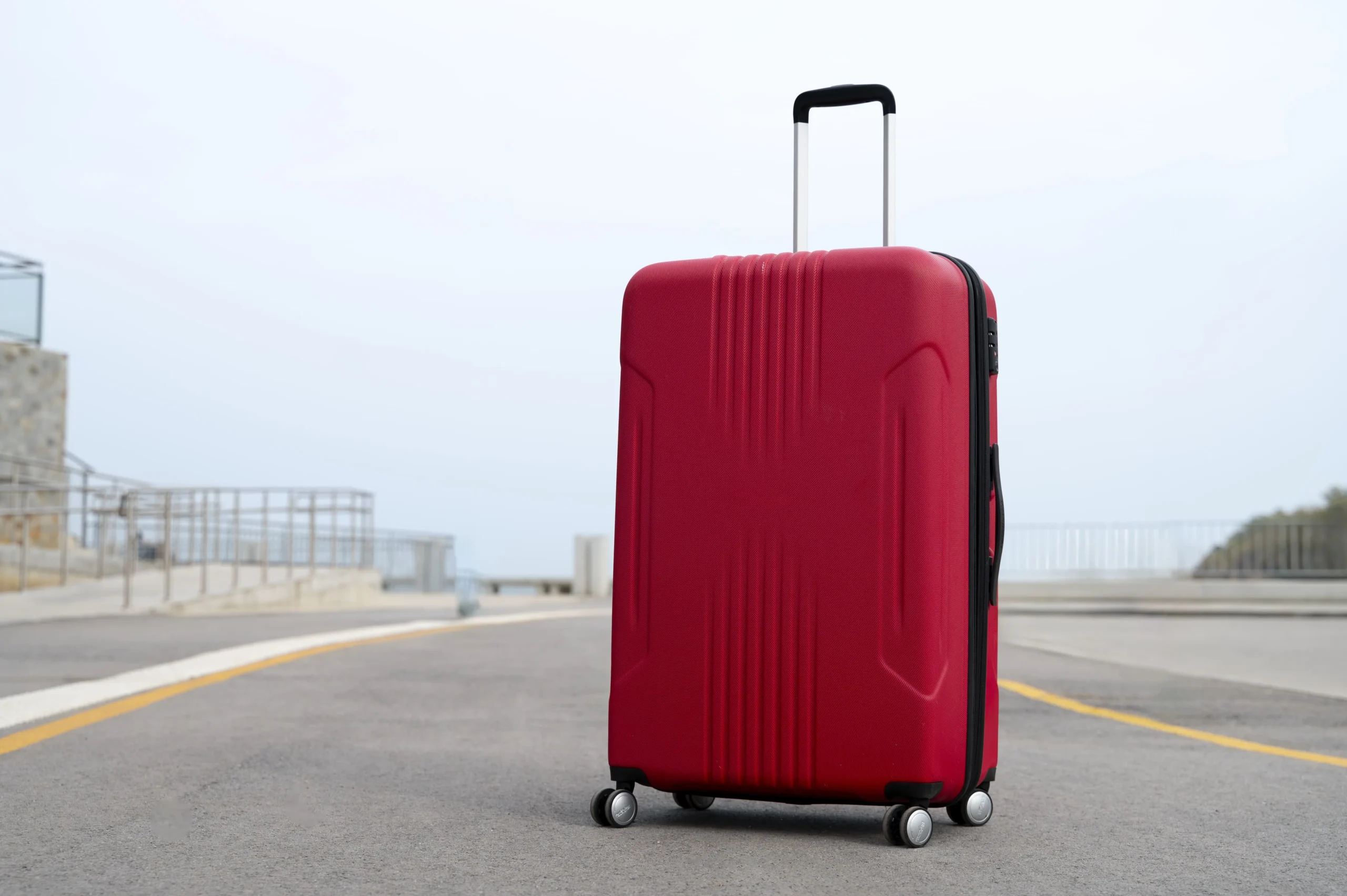 The Great Luggage Debate: Carry-On vs Checked Luggage Pros and Cons