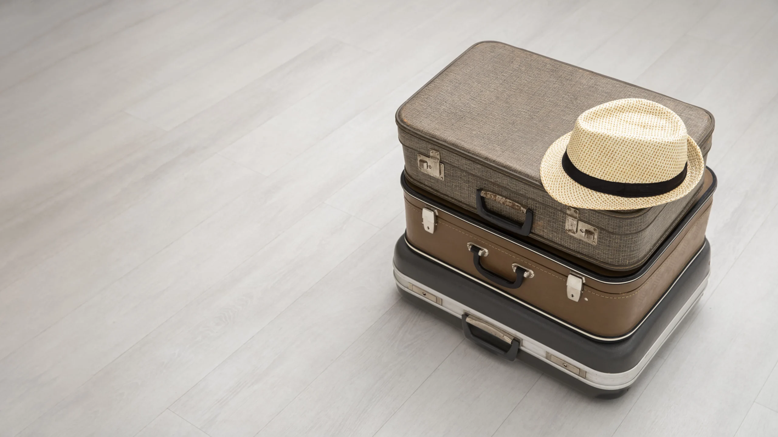 The Art of the Minimalist Suitcase: How to Plan a Trip Without Overpacking